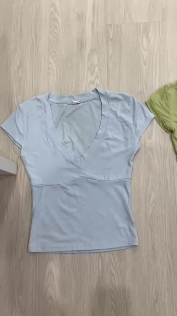 Áo thun nữ form ôm tôn dáng, nhiều mẫu để lựa. Mua bán Quần áo tại Quận Bình Thạnh Tp Hồ Chí Minh được đăng bởi Ami Nguyen hình 1