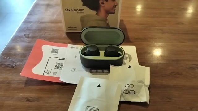 Tai nghe LG XBOOM Buds Lite Đen mới 99,9%. Mua bán Tivi, Âm thanh tại Thành phố Cà Mau Cà Mau được đăng bởi PHÙNG MINH TUẤN hình 1
