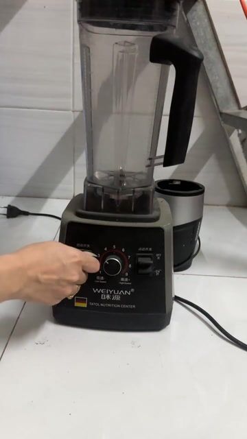 Máy xay sinh tố Weiyuan Tatol Nutrition Center. Mua bán Bếp, lò, đồ điện nhà bếp tại Quận Liên Chiểu Đà Nẵng được đăng bởi Đông Thanh hình 1