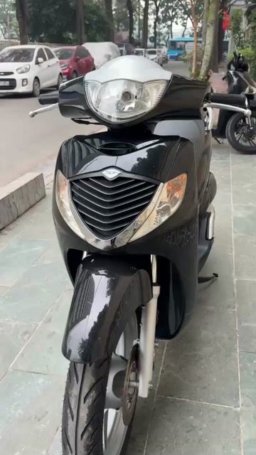 Sh 125fi nhập ý sơn zin máy zin 100% 1 chủ đ chất. Mua bán Xe máy tại Quận Cầu Giấy Hà Nội được đăng bởi nguyễn bích thuỷ hình 1