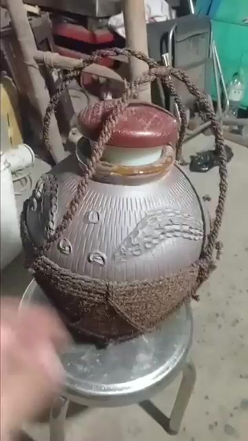 Bình gốm thủ công có nắp. Mua bán Đồ sưu tầm, đồ cổ tại Huyện Bình Chánh Tp Hồ Chí Minh được đăng bởi hàng bãi nhật bản hình 1