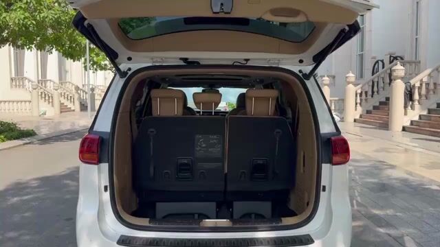 Kia Sedona 2019 Luxury D - 90000 km. Mua bán Ô tô tại Thành phố Thủ Đức Tp Hồ Chí Minh được đăng bởi SAGO CAR hình 1