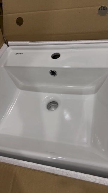 Lavabo trắng sứ Nhật Bản xịn thanh lý!. Mua bán Thiết bị vệ sinh, nhà tắm tại Quận 7 Tp Hồ Chí Minh được đăng bởi Gia Hân hình 1