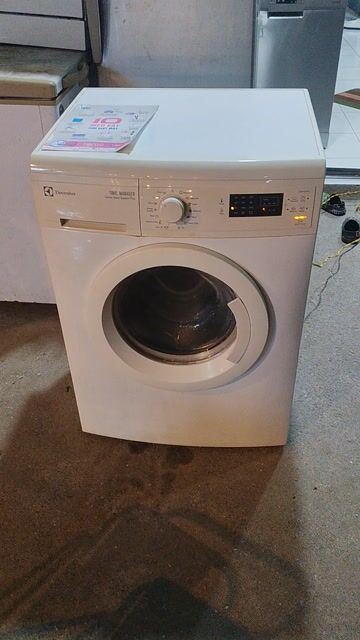 Máy giặt Electrolux 7kg cửa trước. Mua bán Máy giặt tại Thành phố Thủ Đức Tp Hồ Chí Minh được đăng bởi Sửa Chữa Bảo Hành Điện Máy hình 1