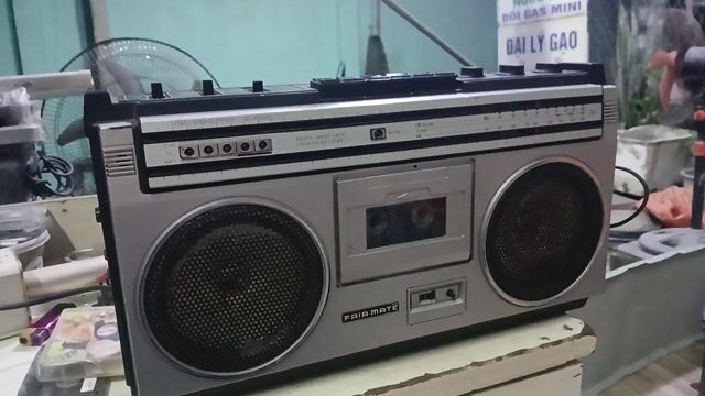 Đài cassette bãi nhật. Mua bán Đồ sưu tầm, đồ cổ tại Huyện Cần Đước Long An được đăng bởi trần Hùng  hình 1