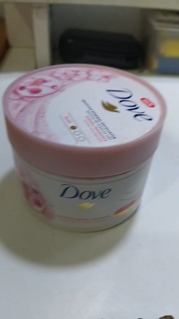 Tẩy tế bào chết Dove Hoa anh đào. Mua bán Phụ kiện thời trang khác tại Huyện Tân Phước Tiền Giang được đăng bởi Hằng Hana hình 1