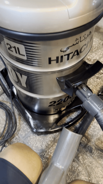 Máy hút bụi Hitachi CV-970Y 24CV Vàng đồng. Mua bán Nội thất, đồ gia dụng khác tại Quận 7 Tp Hồ Chí Minh được đăng bởi Phạm hưng 1982 Q7 Đồ Cũ Bao Sài  hình 1