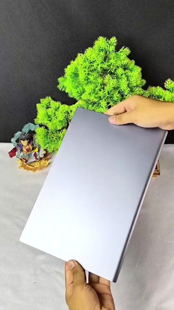 Samsung Galaxy Book S 13.3 inch 8GB/256GB Xám. Mua bán Laptop tại Quận Thanh Xuân Hà Nội được đăng bởi Em Vũ PlayMobile hình 1