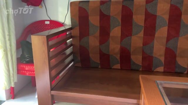 Bộ bàn ghế Gỗ sồi Nâu 2m4x1mx1m2. Mua bán Bàn ghế tại Quận Gò Vấp Tp Hồ Chí Minh được đăng bởi Kiều Nghi hình 1
