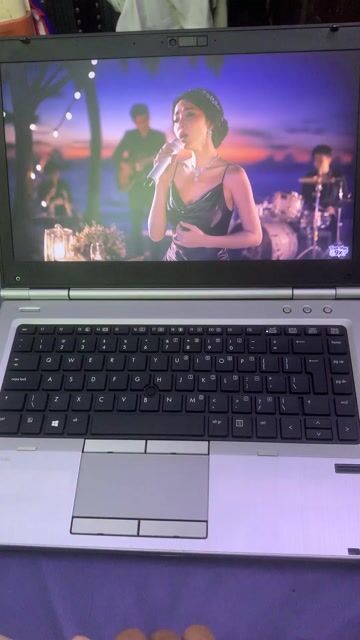HP EliteBook Bạc Kim loại, Core i5, R4G, SSD 128G.. Mua bán Laptop tại Quận Đống Đa Hà Nội được đăng bởi Đức Anh hình 1