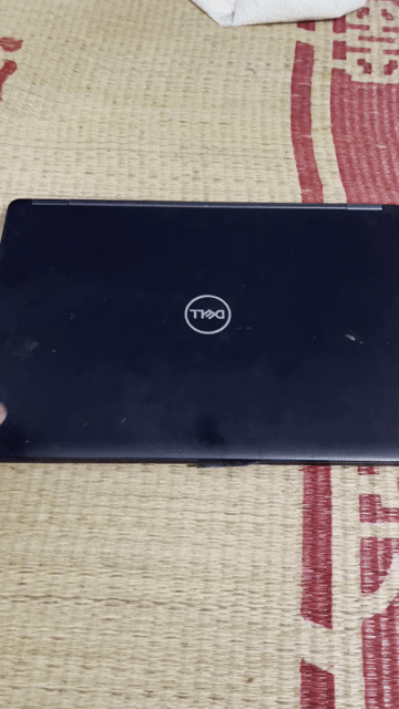 Dell Latitude 4GB/32GB Đã thay bàn phím mới. Mua bán Laptop tại Huyện Thanh Oai Hà Nội được đăng bởi Trung Uý hình 1