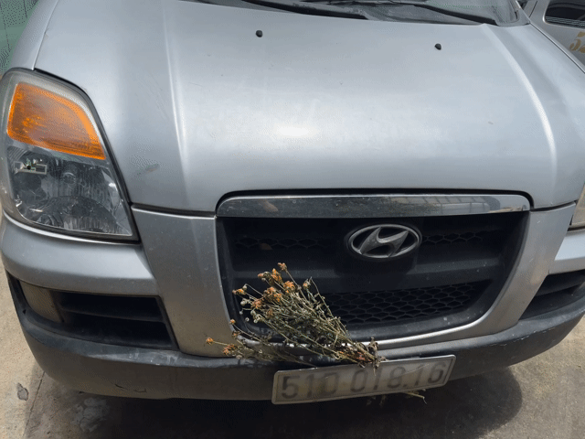 Hyundai Starex 2004 Tải van Bạc. Mua bán Ô tô tại Quận 6 Tp Hồ Chí Minh được đăng bởi Hoan Pham hình 1