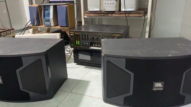 Loa karaoke JBL M10. Mua bán Tivi, Âm thanh tại Thành phố Thủ Đức Tp Hồ Chí Minh được đăng bởi lâm hình 1
