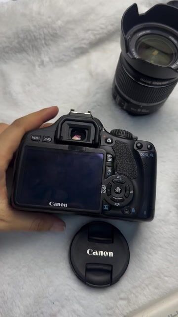 Máy ảnh Canon 550D Đã qua sử dụng. Mua bán Máy ảnh, Máy quay tại Quận 3 Tp Hồ Chí Minh được đăng bởi Lê Nhung hình 1