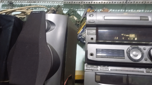 Dàn âm thanh Sony GR5 Xám CD, Tape, Radio. Mua bán Tivi, Âm thanh tại Thị xã Phú Mỹ Bà Rịa - Vũng Tàu được đăng bởi Wu Da 2019 hình 1