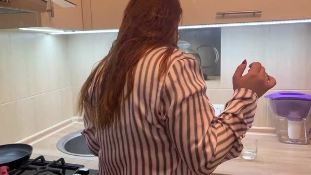 Model - NightQueen tits