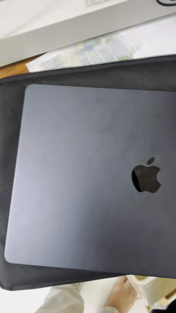 Apple MacBook Air M4 15 inch 16GB/256GB. Mua bán Laptop tại Quận 12 Tp Hồ Chí Minh được đăng bởi Tuấn Ngự  hình 1