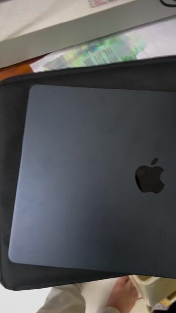 Apple MacBook Air M4 15 inch 16GB/256GB. Mua bán Laptop tại Quận 12 Tp Hồ Chí Minh được đăng bởi Tuấn Ngự  hình 1