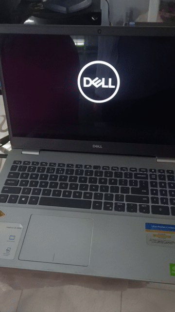 Dell Inspiron 15 5000 i5-1035G1 8GB/256GB Bạc. Mua bán Laptop tại Thành phố Long Xuyên An Giang được đăng bởi Gia Hưng hình 1