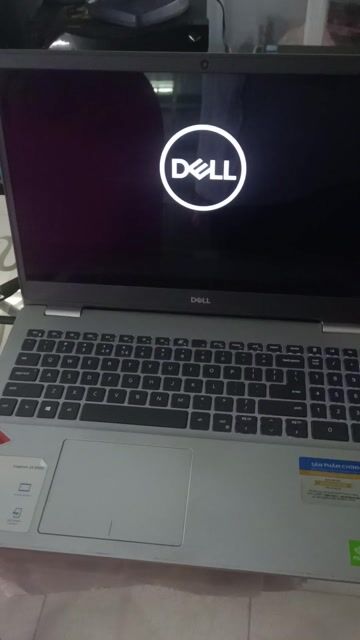 Dell Inspiron 15 5000 i5-1035G1 8GB/256GB Bạc. Mua bán Laptop tại Thành phố Long Xuyên An Giang được đăng bởi Gia Hưng hình 1