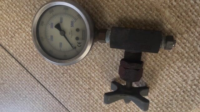 Đồng hồ áp suất 350kg + Van 1 chiều cho máy rửa xe. Mua bán Đồ chuyên dụng, Giống nuôi trồng tại Quận 12 Tp Hồ Chí Minh được đăng bởi Linh hình 1