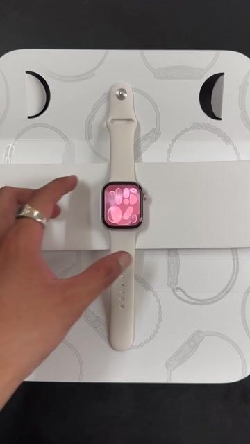 Apple Watch Series 10 Rosegold 42mm. Mua bán Thiết bị đeo thông minh tại Quận Bình Thạnh Tp Hồ Chí Minh được đăng bởi Phúc hình 1