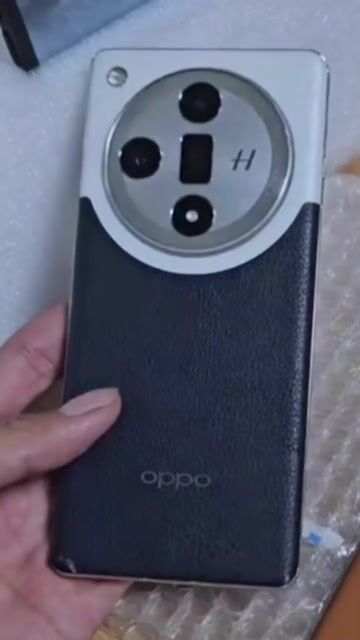 Oppo Find X7 256GB Xanh. Mua bán Điện thoại tại Quận 4 Tp Hồ Chí Minh được đăng bởi Cỏ Bốn Lá HL hình 1