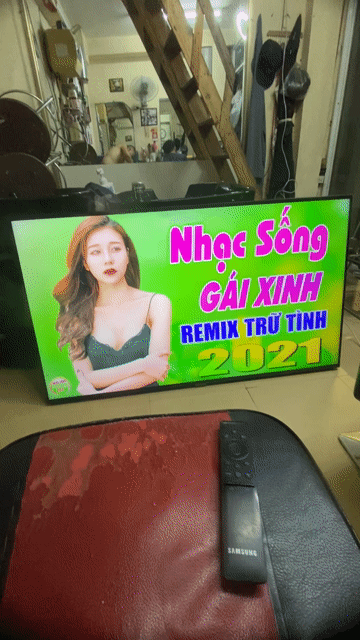 thanh lý Tivi Samsung 55 inch 4K zin đẹp có wifi. Mua bán Tivi, Âm thanh tại Quận Thanh Xuân Hà Nội được đăng bởi Văn sỹ cắt tóc hình 1