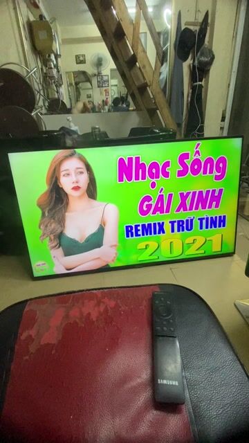 thanh lý Tivi Samsung 55 inch 4K zin đẹp có wifi. Mua bán Tivi, Âm thanh tại Quận Thanh Xuân Hà Nội được đăng bởi Văn sỹ cắt tóc hình 1
