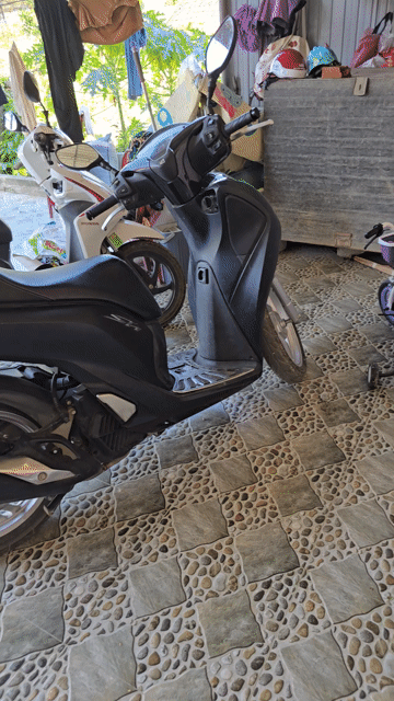 Honda SH125i 2017 Đen 13887 km. Mua bán Xe máy tại Huyện Nam Đàn Nghệ An được đăng bởi Chiến Nguyễn hình 1