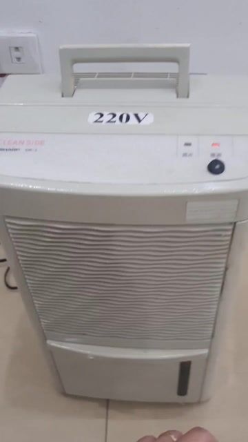 Máy hút ẩm Sharp DW-3-WH Trắng. Mua bán Nội thất, đồ gia dụng khác tại Quận Hải An Hải Phòng được đăng bởi Minh Nhật  hình 1