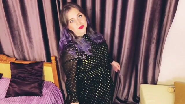 Model - GenrikhBecca striptease