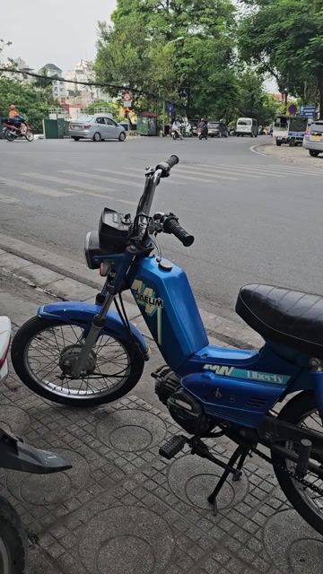 Sưu tầm Daelim 50cc 2 kì. Mua bán Xe máy tại Quận Ba Đình Hà Nội được đăng bởi Bách hình 1