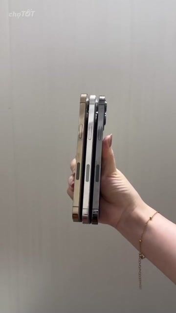  iPhone 12 Pro Max 256GB zin đẹp BH 1 đổi 1. Mua bán Điện thoại tại Quận Cầu Giấy Hà Nội được đăng bởi Henry Shop hình 1