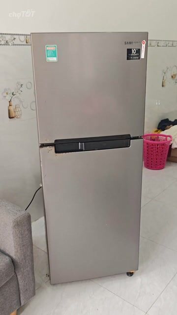 Tủ lạnh Samsung 208L 5⭐inverter tiết kiệm điện. Mua bán Tủ lạnh tại Huyện Hòa Thành Tây Ninh được đăng bởi Lee Phan hình 1