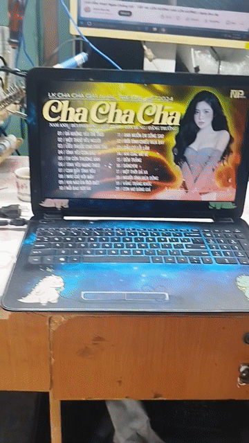 HP 15.6 inch i3 gen 6 8GB/250GB HDD. Mua bán Laptop tại Quận 3 Tp Hồ Chí Minh được đăng bởi Teen hình 1