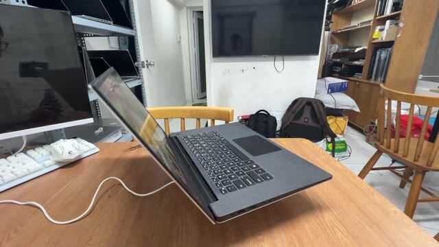 Dell XPS 9570 i9 8950HK/16/512 GTX 1050Ti 15'6 FHD. Mua bán Laptop tại Quận Bình Thạnh Tp Hồ Chí Minh được đăng bởi Nguyễn Công Lý hình 1