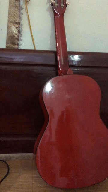 Đàn guitar Suzuki Classic Gỗ nguyên tấm. Mua bán Nhạc cụ tại Thành phố Việt Trì Phú Thọ được đăng bởi Tuan24662 Nguyen hình 1