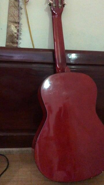 Đàn guitar Suzuki Classic Gỗ nguyên tấm. Mua bán Nhạc cụ tại Thành phố Việt Trì Phú Thọ được đăng bởi Tuan24662 Nguyen hình 1