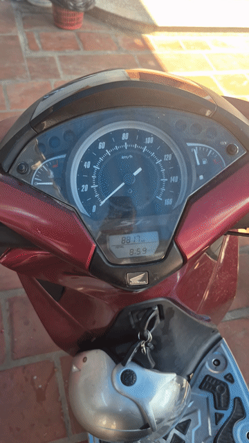 Honda SH 2018 dưới 9000km. Mua bán Xe máy tại Huyện Yên Lạc Vĩnh Phúc được đăng bởi Martins hình 1