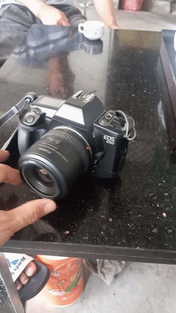 Máy ảnh phim Canon EOS 650 Đen. Mua bán Máy ảnh, Máy quay tại Huyện Đông Sơn Thanh Hóa được đăng bởi Nguyen Van Quyết  hình 1