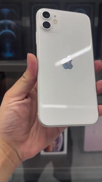 Apple iPhone 11 64GB Trắng. Mua bán Điện thoại tại Thành phố Biên Hòa Đồng Nai được đăng bởi TRƯƠNG HUY HOÀNG hình 1