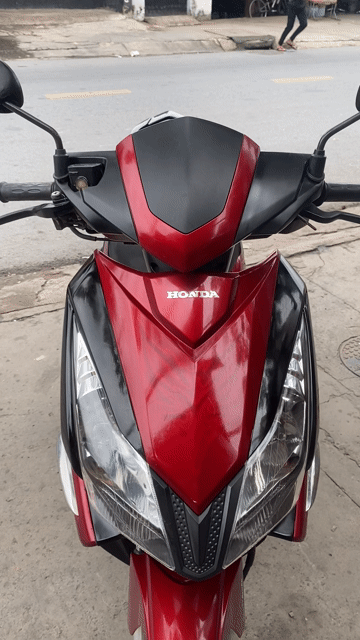 Honda Air Blade chuẩn Thái. zin nguyên. chất. Mua bán Xe máy tại Thành phố Thủ Đức Tp Hồ Chí Minh được đăng bởi Xe Máy Quốc Hằng góp 0 đồng hình 1