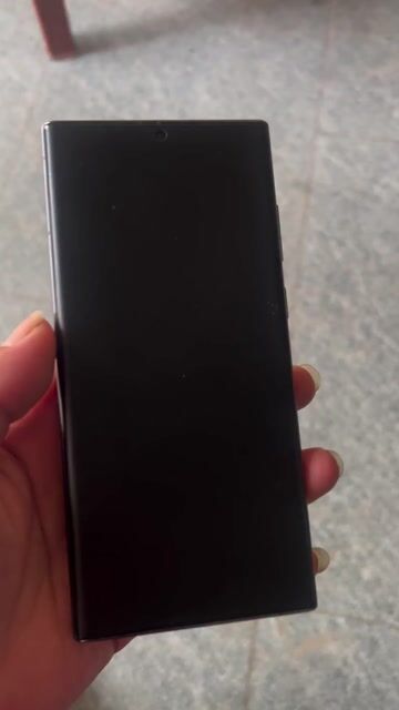 Samsung Galaxy S22 Ultra  5G 128GB Đen 2 SIM. Mua bán Điện thoại tại Quận Ba Đình Hà Nội được đăng bởi Nguyen ha hình 1