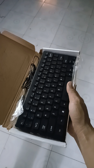 Bàn phím mini USB màu đen. Mua bán Phụ kiện (Màn hình, Chuột...) tại Thành phố Thủ Đức Tp Hồ Chí Minh được đăng bởi Cũ Giá Rẻ hình 1