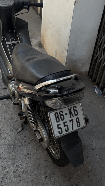 Yamaha Jupiter V 2004 Bạc. Mua bán Xe máy tại Quận 4 Tp Hồ Chí Minh được đăng bởi Hồ Minh Đức hình 1