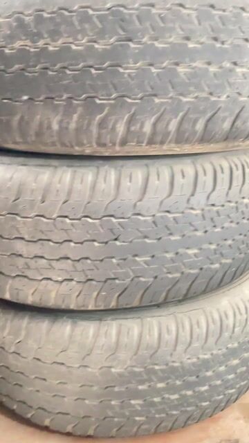 Lốp xe Toyota Fortuner Đen. Mua bán Phụ tùng xe tại Thành phố Biên Hòa Đồng Nai được đăng bởi Nga Trần hình 1