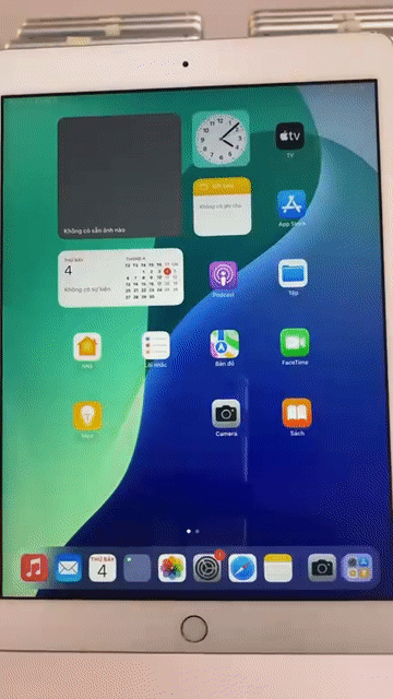 Bán nhanh con  Apple iPad GEN 7 32g WIfi giá HSSV. Mua bán Máy tính bảng tại Thành phố Buôn Ma Thuột Đắk Lắk được đăng bởi Hoàng thế Vĩnh  hình 1