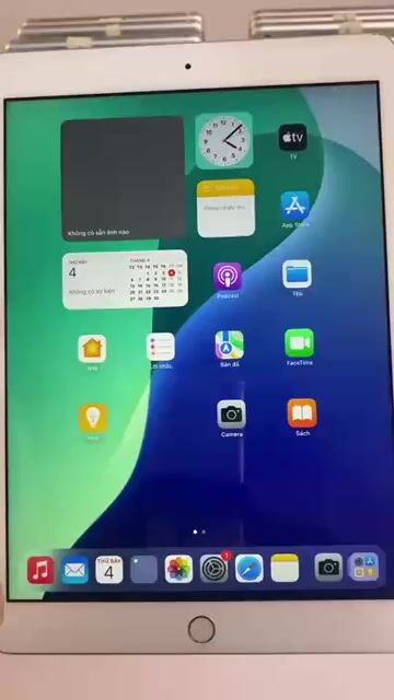 Bán nhanh con  Apple iPad GEN 7 32g WIfi giá HSSV. Mua bán Máy tính bảng tại Thành phố Buôn Ma Thuột Đắk Lắk được đăng bởi Hoàng thế Vĩnh  hình 1