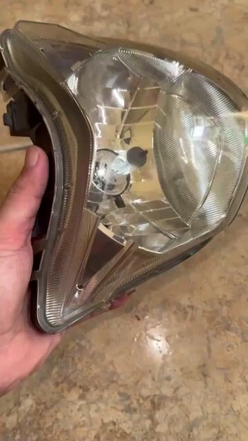 Choá đèn Ex150 và cặp xinhang đuôi ZIN mới 99%. Mua bán Phụ tùng xe tại Quận 3 Tp Hồ Chí Minh được đăng bởi Hảo hình 1